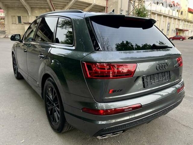 Сірий Ауді SQ7, об'ємом двигуна 3.96 л та пробігом 153 тис. км за 59900 $, фото 9 на Automoto.ua