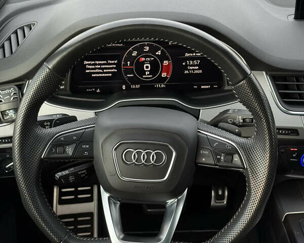 Сірий Ауді SQ7, об'ємом двигуна 3.96 л та пробігом 174 тис. км за 55800 $, фото 19 на Automoto.ua