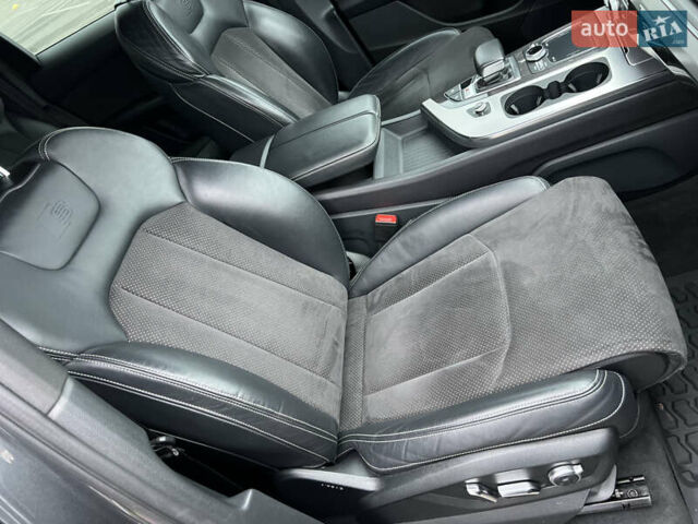 Серый Ауди SQ7, объемом двигателя 3.96 л и пробегом 232 тыс. км за 46000 $, фото 28 на Automoto.ua