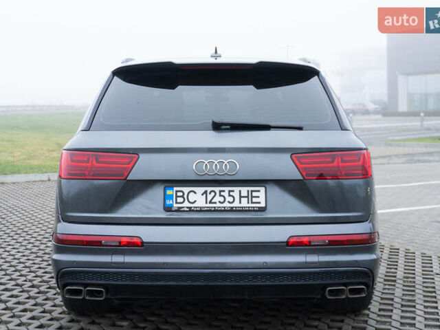 Серый Ауди SQ7, объемом двигателя 3.96 л и пробегом 148 тыс. км за 56000 $, фото 10 на Automoto.ua