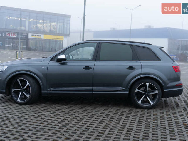 Серый Ауди SQ7, объемом двигателя 3.96 л и пробегом 148 тыс. км за 56000 $, фото 11 на Automoto.ua