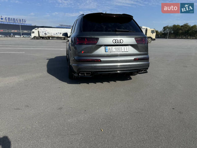 Серый Ауди SQ7, объемом двигателя 3.96 л и пробегом 174 тыс. км за 57500 $, фото 16 на Automoto.ua
