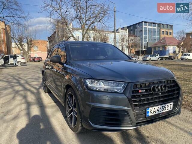 Серый Ауди SQ7, объемом двигателя 3.96 л и пробегом 138 тыс. км за 61000 $, фото 14 на Automoto.ua