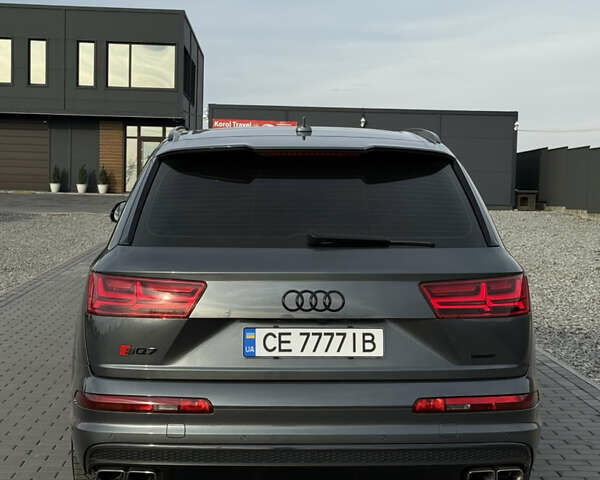 Сірий Ауді SQ7, об'ємом двигуна 3.96 л та пробігом 174 тис. км за 55800 $, фото 1 на Automoto.ua