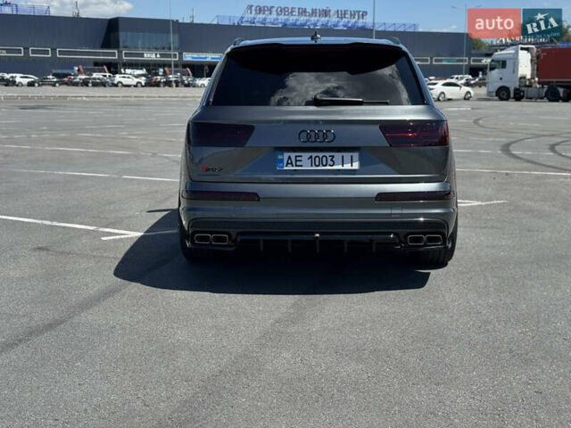 Серый Ауди SQ7, объемом двигателя 3.96 л и пробегом 174 тыс. км за 57500 $, фото 8 на Automoto.ua