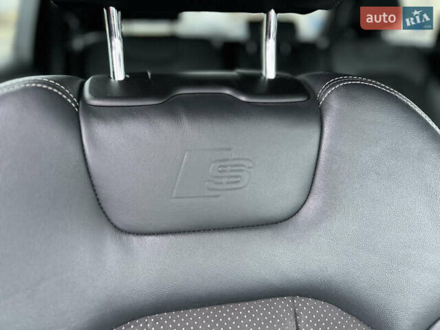 Серый Ауди SQ7, объемом двигателя 3.96 л и пробегом 232 тыс. км за 46000 $, фото 30 на Automoto.ua