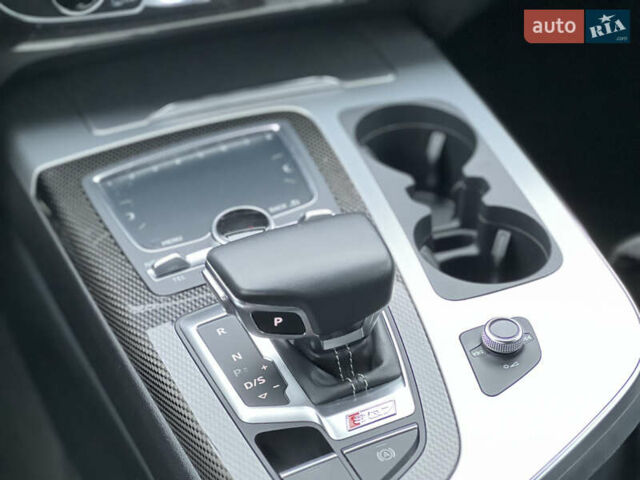 Серый Ауди SQ7, объемом двигателя 3.96 л и пробегом 232 тыс. км за 46000 $, фото 19 на Automoto.ua