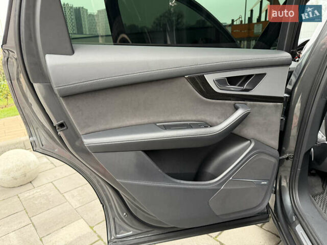 Сірий Ауді SQ7, об'ємом двигуна 4 л та пробігом 147 тис. км за 49999 $, фото 20 на Automoto.ua