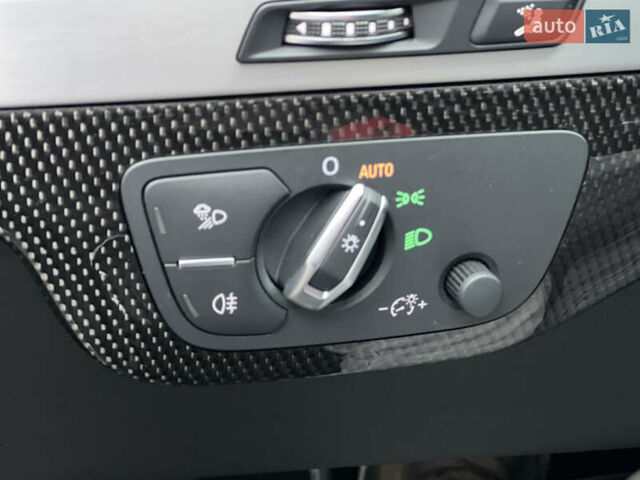 Серый Ауди SQ7, объемом двигателя 3.96 л и пробегом 232 тыс. км за 46000 $, фото 33 на Automoto.ua