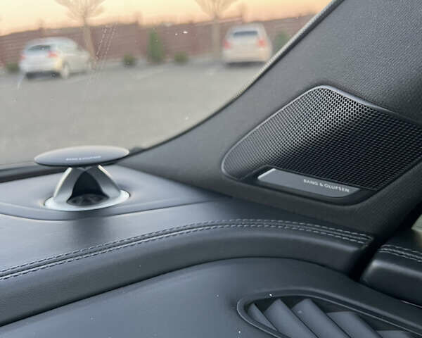 Серый Ауди SQ7, объемом двигателя 3.96 л и пробегом 168 тыс. км за 57000 $, фото 25 на Automoto.ua