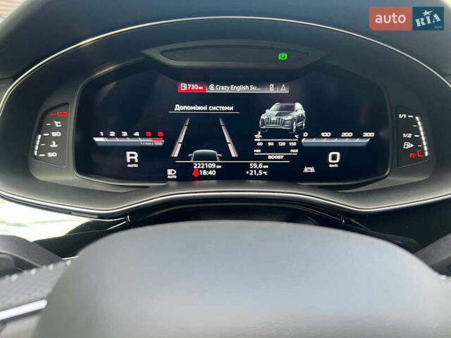 Сірий Ауді SQ7, об'ємом двигуна 3.96 л та пробігом 218 тис. км за 72800 $, фото 42 на Automoto.ua