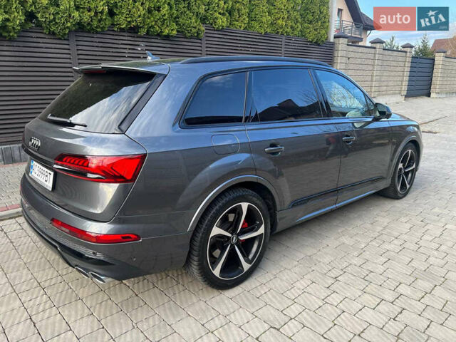 Сірий Ауді SQ7, об'ємом двигуна 3.96 л та пробігом 218 тис. км за 72800 $, фото 13 на Automoto.ua