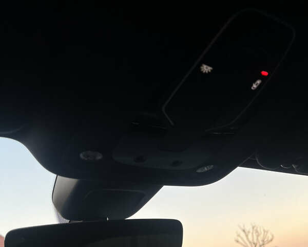 Серый Ауди SQ7, объемом двигателя 3.96 л и пробегом 168 тыс. км за 57000 $, фото 24 на Automoto.ua