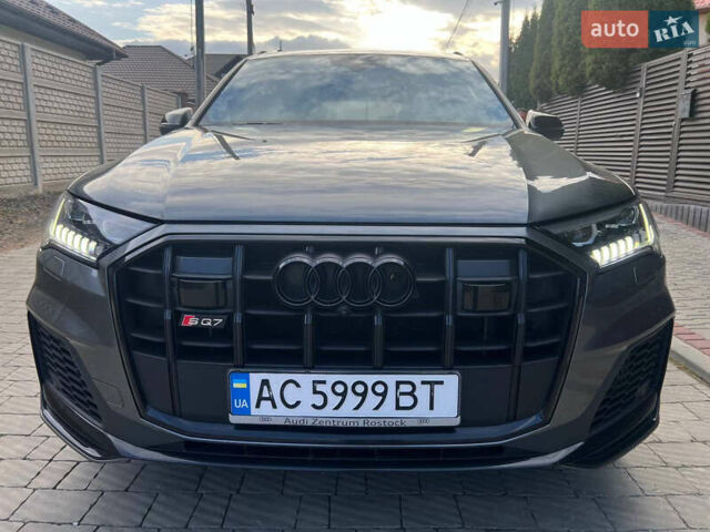 Сірий Ауді SQ7, об'ємом двигуна 3.96 л та пробігом 218 тис. км за 72800 $, фото 20 на Automoto.ua