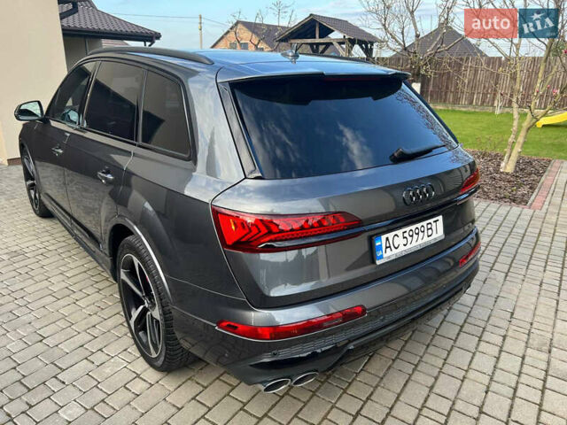 Сірий Ауді SQ7, об'ємом двигуна 3.96 л та пробігом 218 тис. км за 72800 $, фото 15 на Automoto.ua