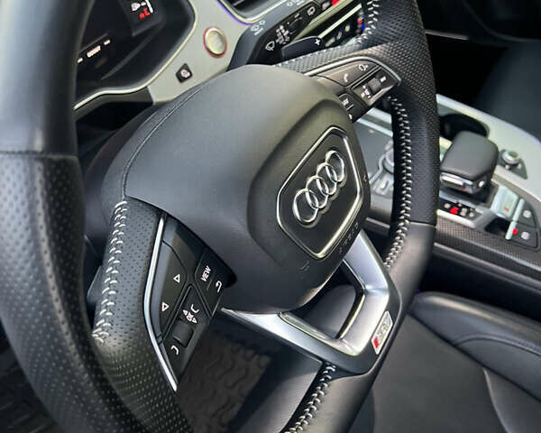 Серый Ауди SQ7, объемом двигателя 3.96 л и пробегом 168 тыс. км за 57000 $, фото 18 на Automoto.ua