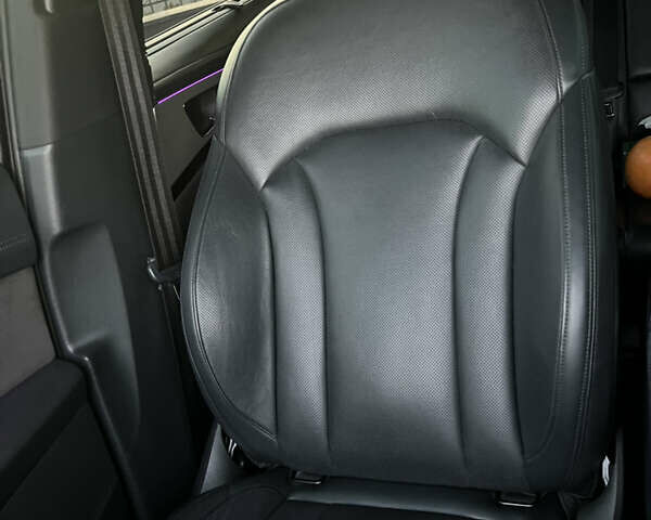 Серый Ауди SQ7, объемом двигателя 3.96 л и пробегом 168 тыс. км за 57000 $, фото 23 на Automoto.ua