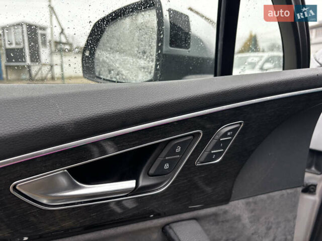 Серый Ауди SQ7, объемом двигателя 4 л и пробегом 78 тыс. км за 42000 $, фото 14 на Automoto.ua