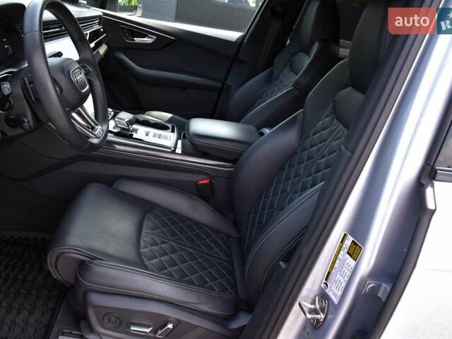 Серый Ауди SQ7, объемом двигателя 4 л и пробегом 87 тыс. км за 66000 $, фото 37 на Automoto.ua