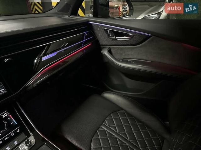 Серый Ауди SQ7, объемом двигателя 4 л и пробегом 90 тыс. км за 68700 $, фото 65 на Automoto.ua