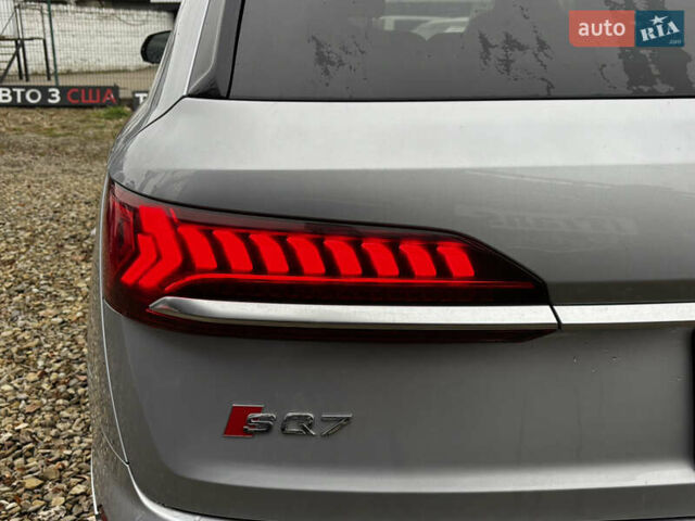 Серый Ауди SQ7, объемом двигателя 4 л и пробегом 78 тыс. км за 42000 $, фото 29 на Automoto.ua