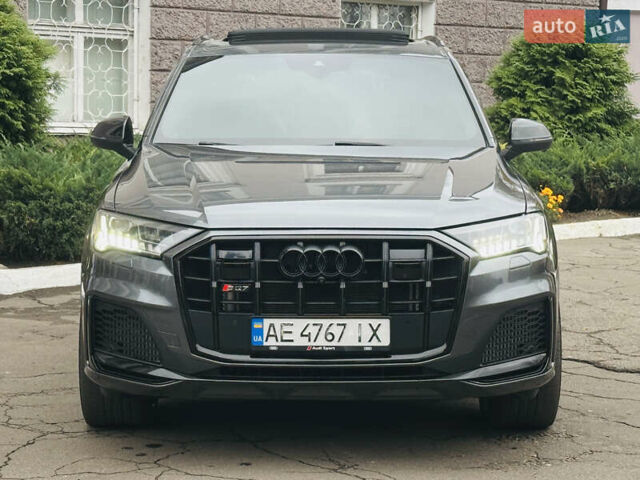 Серый Ауди SQ7, объемом двигателя 4 л и пробегом 111 тыс. км за 64000 $, фото 9 на Automoto.ua