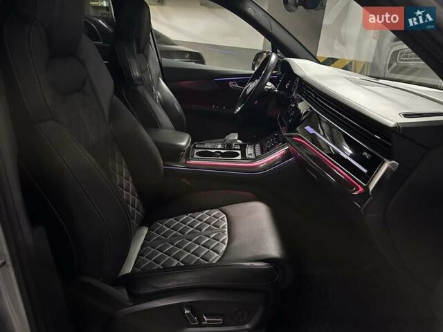 Серый Ауди SQ7, объемом двигателя 4 л и пробегом 90 тыс. км за 68700 $, фото 85 на Automoto.ua