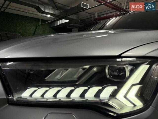 Серый Ауди SQ7, объемом двигателя 4 л и пробегом 90 тыс. км за 68700 $, фото 15 на Automoto.ua