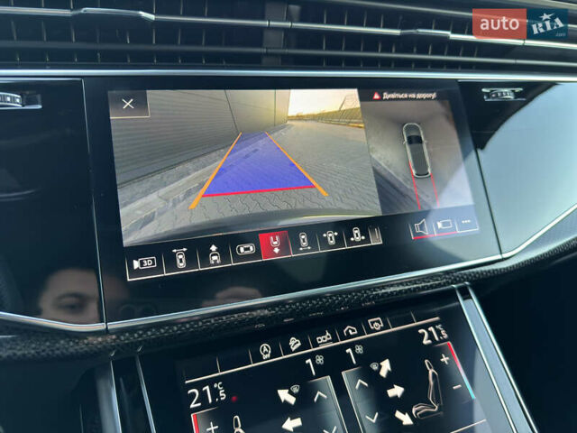 Сірий Ауді SQ7, об'ємом двигуна 4 л та пробігом 124 тис. км за 77700 $, фото 72 на Automoto.ua