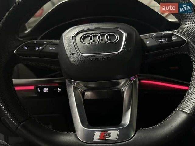 Серый Ауди SQ7, объемом двигателя 4 л и пробегом 90 тыс. км за 68700 $, фото 41 на Automoto.ua