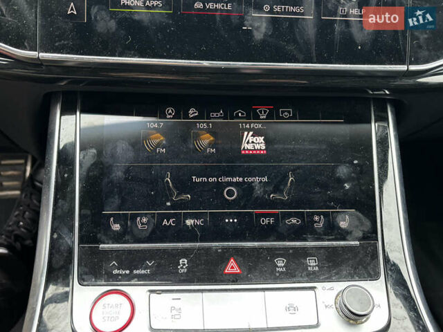 Серый Ауди SQ7, объемом двигателя 4 л и пробегом 78 тыс. км за 42000 $, фото 18 на Automoto.ua