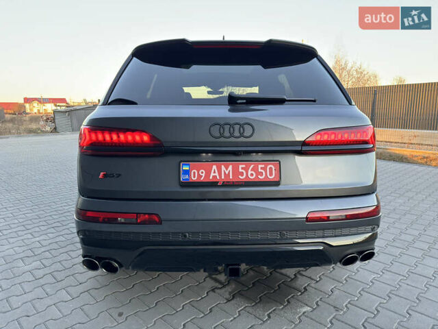 Сірий Ауді SQ7, об'ємом двигуна 4 л та пробігом 124 тис. км за 77700 $, фото 13 на Automoto.ua