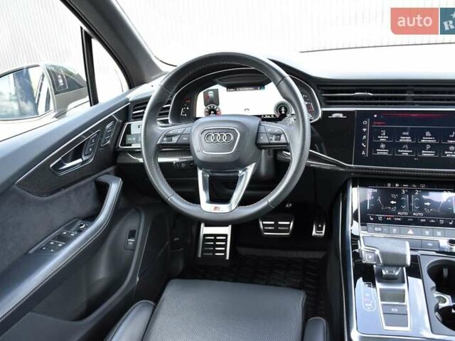 Серый Ауди SQ7, объемом двигателя 4 л и пробегом 87 тыс. км за 66000 $, фото 31 на Automoto.ua
