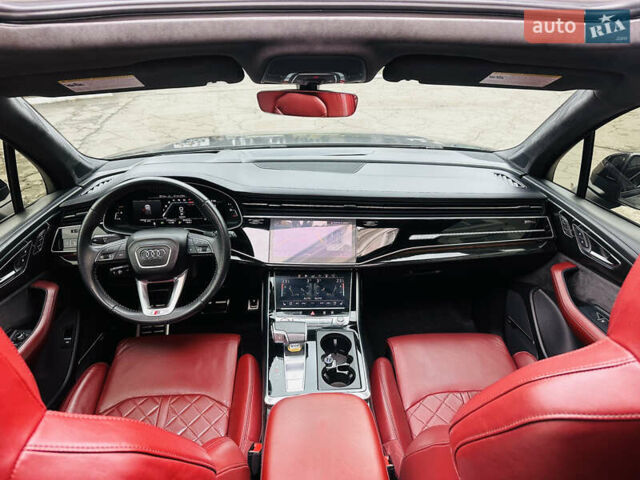 Серый Ауди SQ7, объемом двигателя 4 л и пробегом 111 тыс. км за 64000 $, фото 32 на Automoto.ua