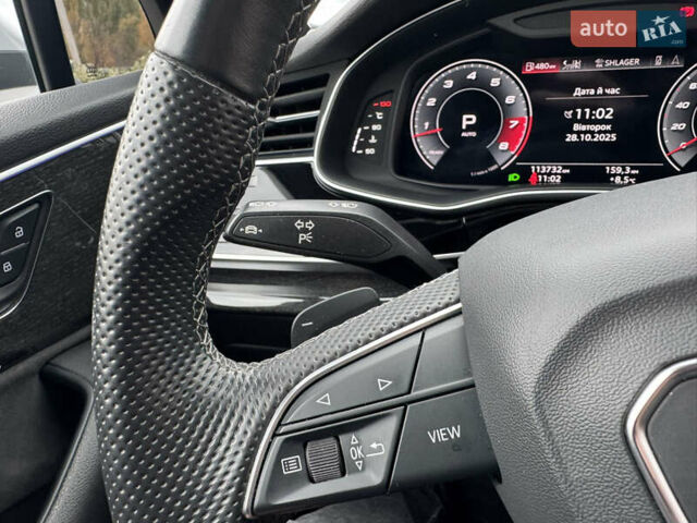 Сірий Ауді SQ7, об'ємом двигуна 4 л та пробігом 113 тис. км за 71900 $, фото 49 на Automoto.ua