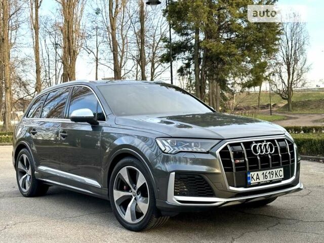 Сірий Ауді SQ7, об'ємом двигуна 4 л та пробігом 99 тис. км за 84500 $, фото 15 на Automoto.ua