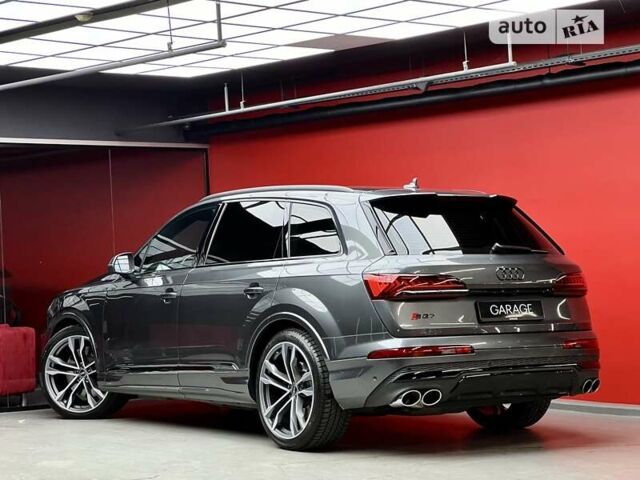 Сірий Ауді SQ7, об'ємом двигуна 4 л та пробігом 69 тис. км за 84700 $, фото 29 на Automoto.ua