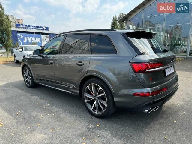 Серый Ауди SQ7, объемом двигателя 4 л и пробегом 85 тыс. км за 92200 $, фото 22 на Automoto.ua