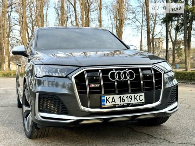 Сірий Ауді SQ7, об'ємом двигуна 4 л та пробігом 99 тис. км за 84500 $, фото 10 на Automoto.ua