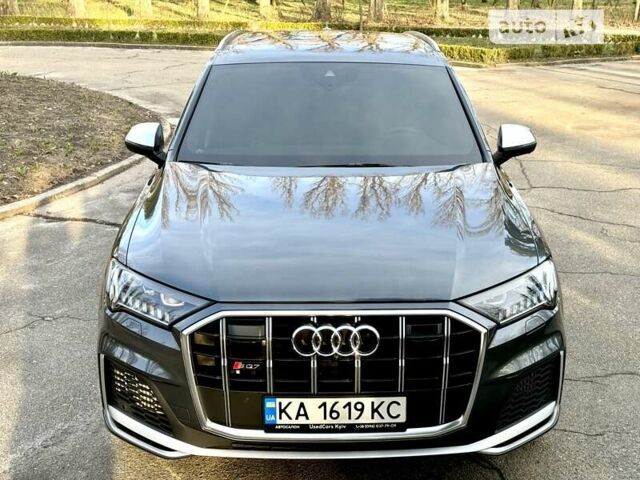 Сірий Ауді SQ7, об'ємом двигуна 4 л та пробігом 99 тис. км за 84500 $, фото 24 на Automoto.ua