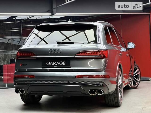 Сірий Ауді SQ7, об'ємом двигуна 4 л та пробігом 69 тис. км за 84700 $, фото 20 на Automoto.ua