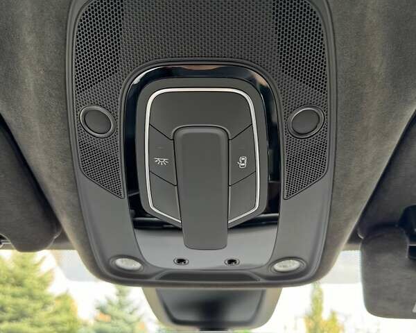 Серый Ауди SQ7, объемом двигателя 4 л и пробегом 85 тыс. км за 92200 $, фото 72 на Automoto.ua