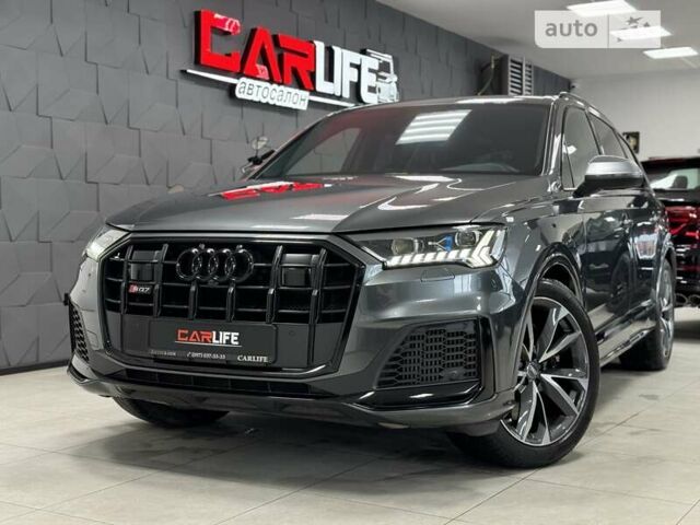 Сірий Ауді SQ7, об'ємом двигуна 4 л та пробігом 74 тис. км за 85500 $, фото 5 на Automoto.ua