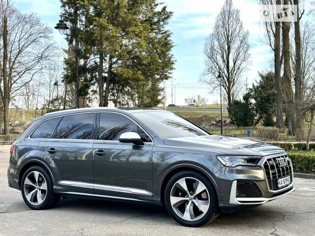 Сірий Ауді SQ7, об'ємом двигуна 4 л та пробігом 99 тис. км за 84500 $, фото 14 на Automoto.ua