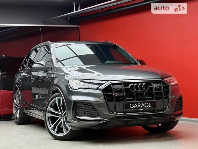 Сірий Ауді SQ7, об'ємом двигуна 4 л та пробігом 69 тис. км за 84700 $, фото 13 на Automoto.ua