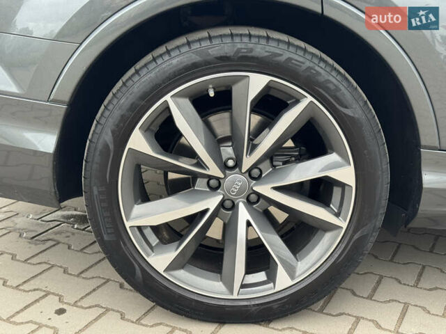 Сірий Ауді SQ7, об'ємом двигуна 4 л та пробігом 113 тис. км за 71900 $, фото 19 на Automoto.ua