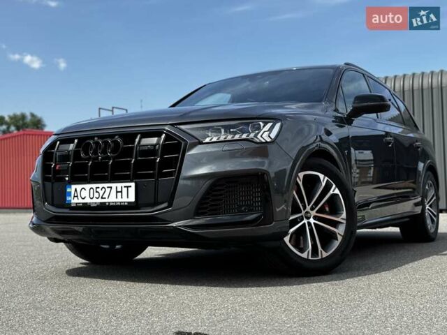 Сірий Ауді SQ7, об'ємом двигуна 4 л та пробігом 65 тис. км за 89900 $, фото 3 на Automoto.ua