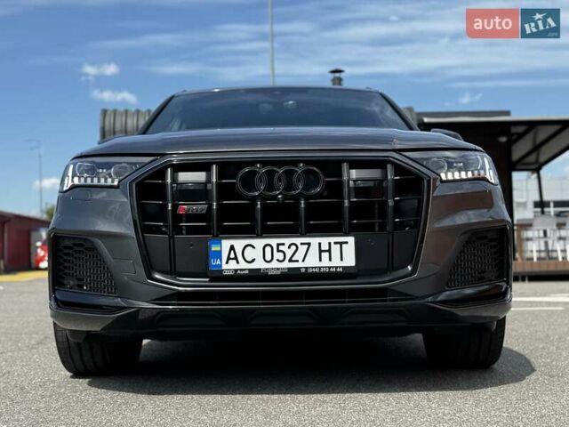 Сірий Ауді SQ7, об'ємом двигуна 4 л та пробігом 65 тис. км за 89900 $, фото 35 на Automoto.ua