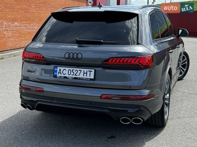 Серый Ауди SQ7, объемом двигателя 4 л и пробегом 65 тыс. км за 92700 $, фото 39 на Automoto.ua