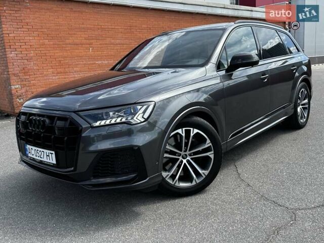 Сірий Ауді SQ7, об'ємом двигуна 4 л та пробігом 65 тис. км за 89900 $, фото 15 на Automoto.ua